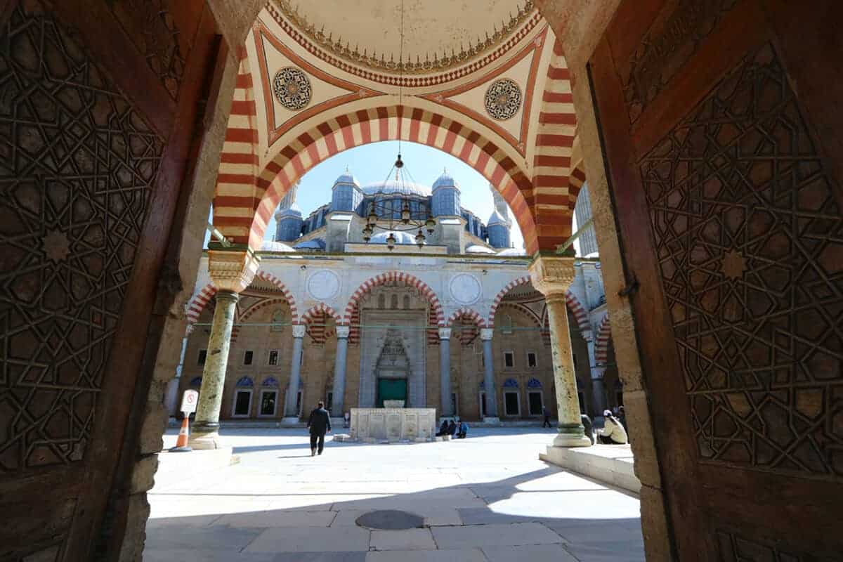 Selimiye-Mosque-doors-Edirne-Turkey.jpg
